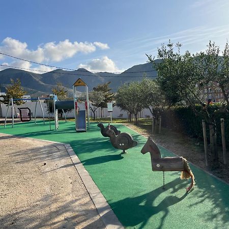 Appartement Standing 58M Plage A 3Mn En Voiture 罗萨斯 外观 照片