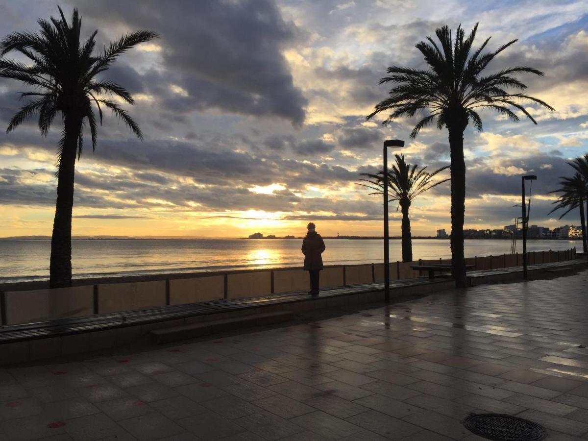 Appartement Standing 58M Plage A 3Mn En Voiture 罗萨斯 外观 照片