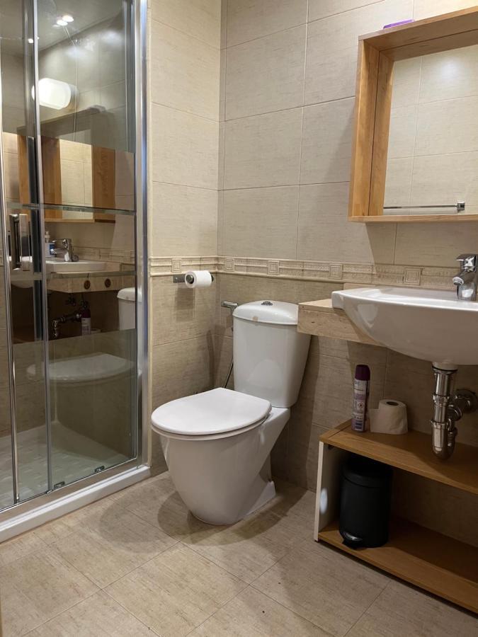 Appartement Standing 58M Plage A 3Mn En Voiture 罗萨斯 外观 照片