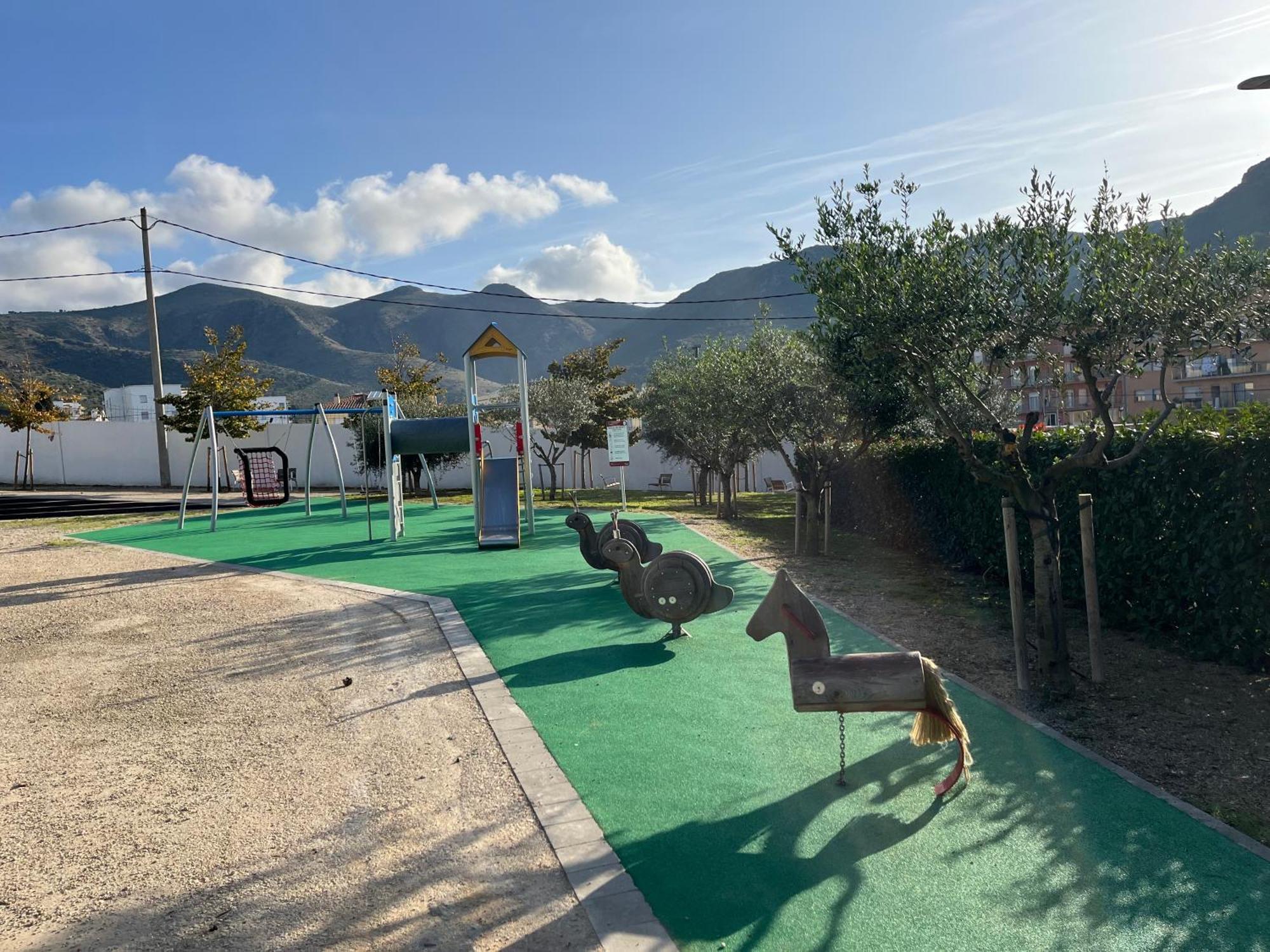 Appartement Standing 58M Plage A 3Mn En Voiture 罗萨斯 外观 照片